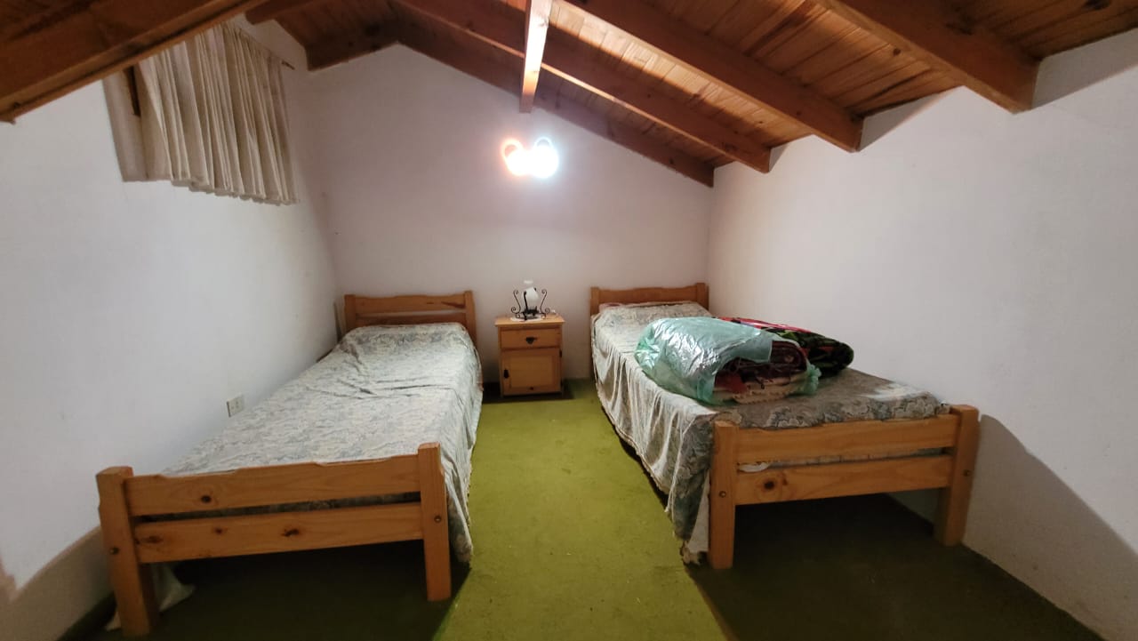 e0b65dad-e522-4b43-9ab7-f3d9b9fcb59c