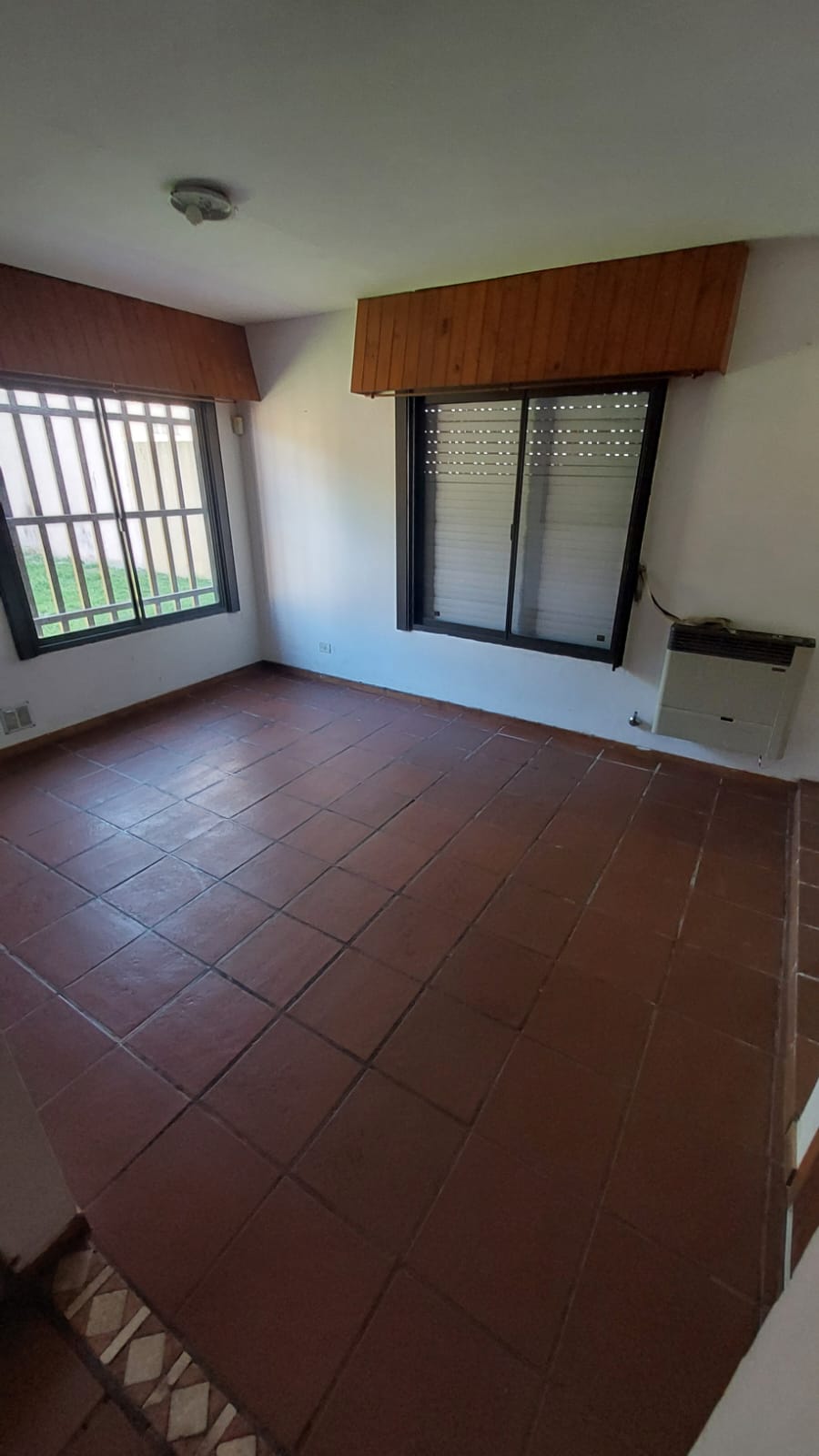 Imagen de WhatsApp 2025-09-06 a las 16.04.29_9774490d