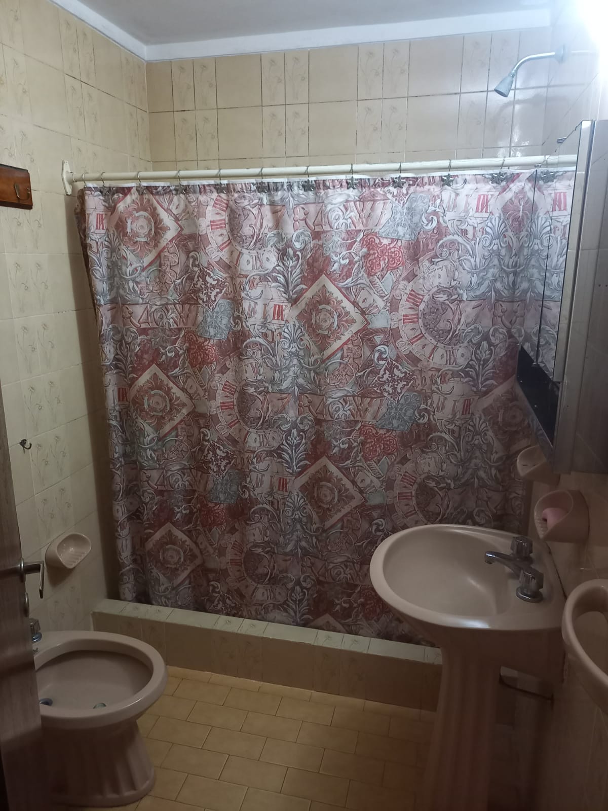 1631c2d2-d9c9-4cf9-a332-469055797257