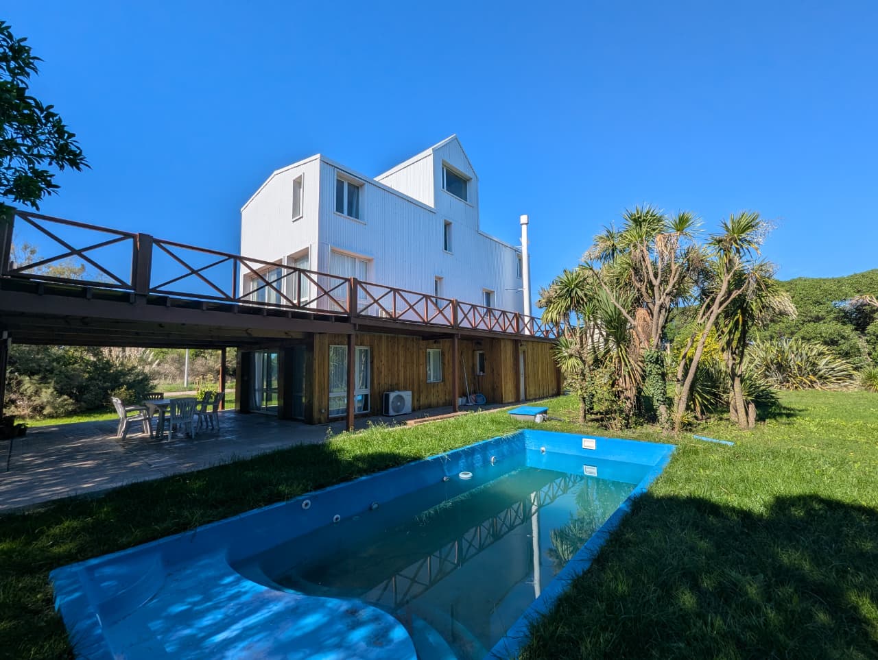 WhatsApp Image 2026-04-10 at 12.06.45