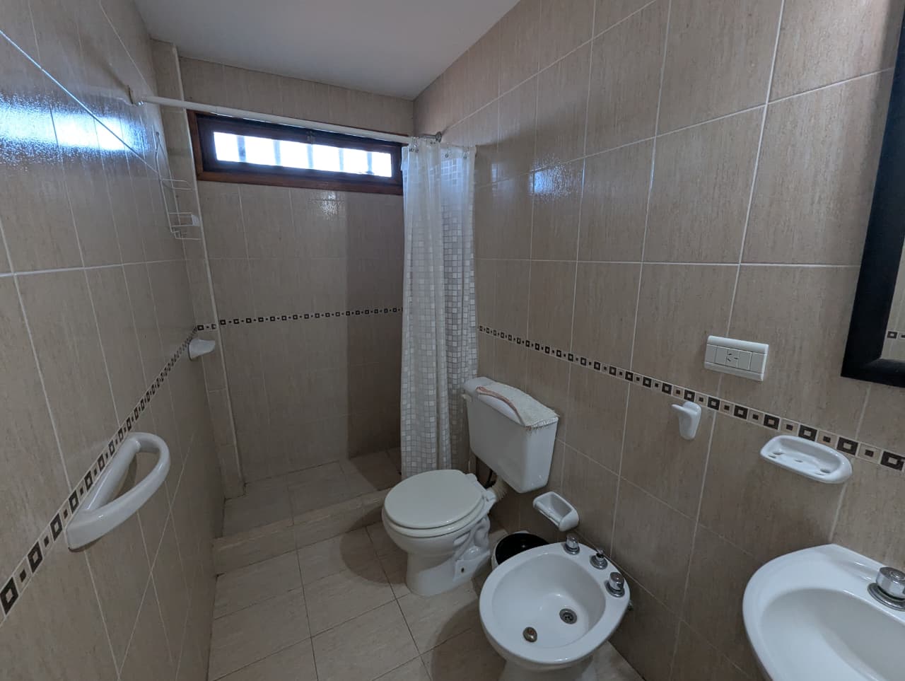 WhatsApp Image 2026-04-09 at 17.06.43 (1)